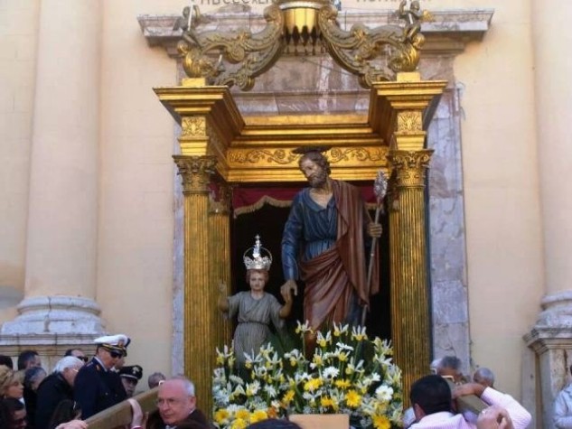 img143259976320.scale-to-max-width.825x